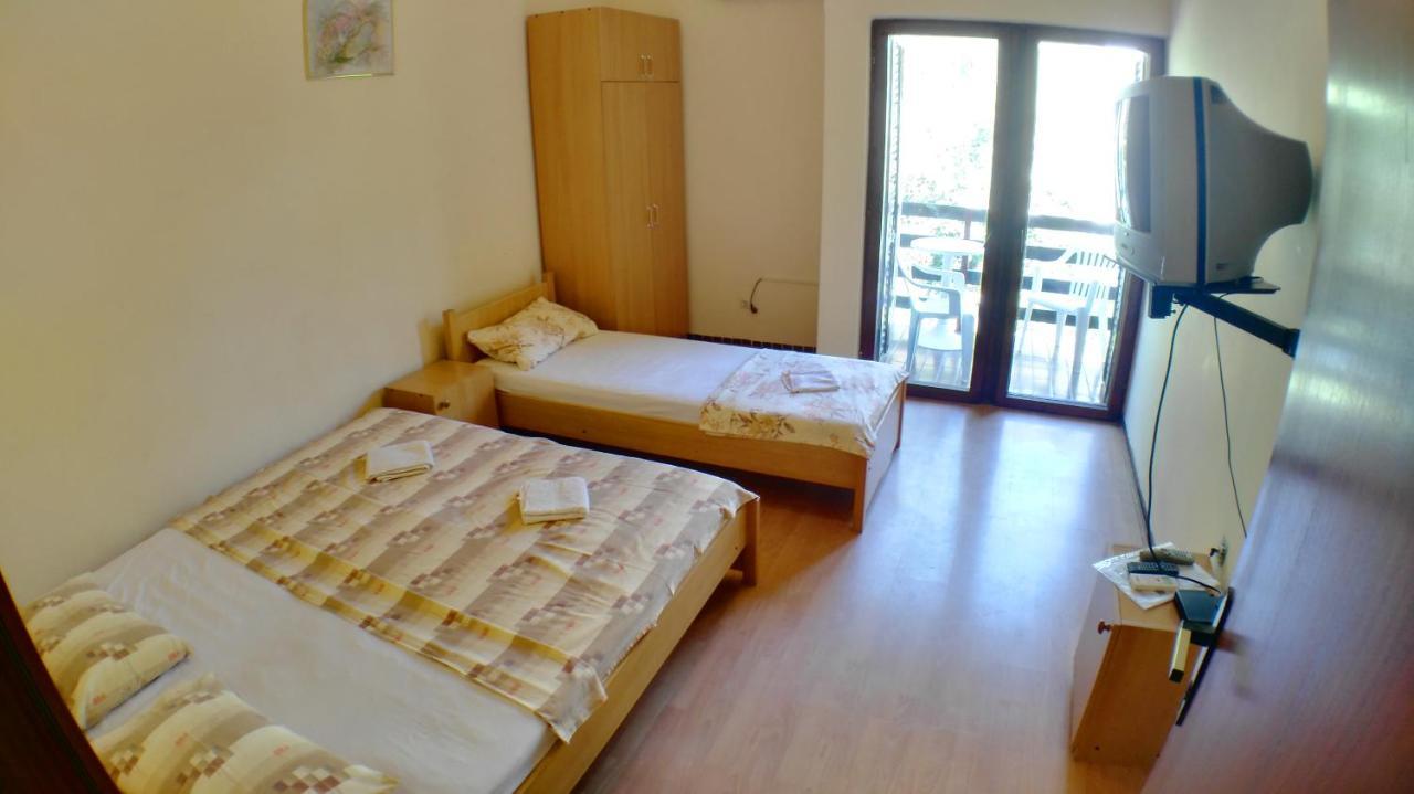 Guesthouse Obala Сутоморе Экстерьер фото